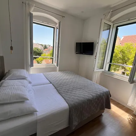 Soukki Town Centre 2 *