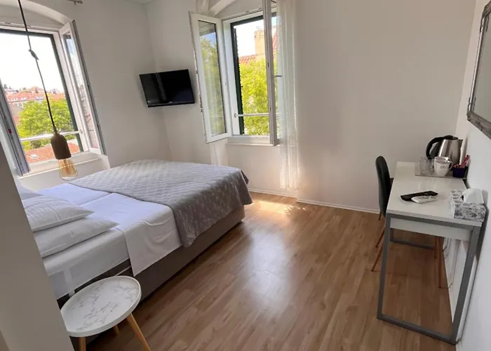 Soukki Town Centre 2 Сплит